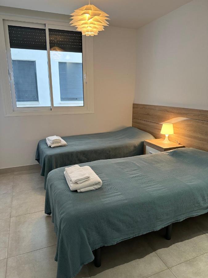 2-Bedroom-Apartment With A Terrace, Pool, Gym Málaga Exteriör bild